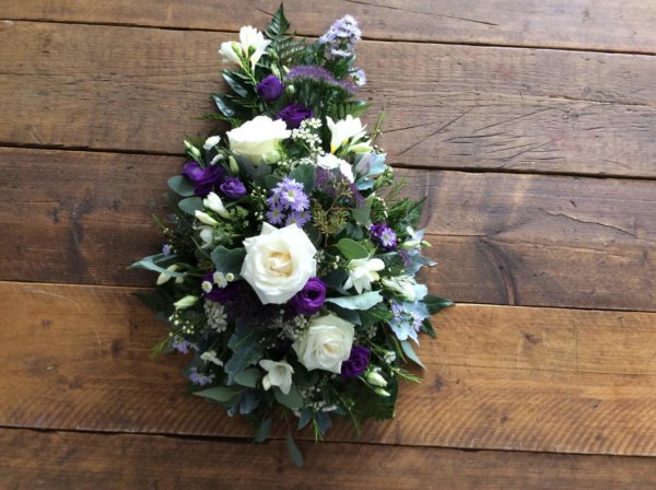 Single Ended Spray White and Lilac