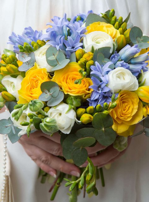 Blue_Yellow_Bridal-Bouquet-scaled.jpg