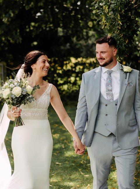 KendallsFlorist-ColvilleHallEssex-BrideandGroom2.jpg